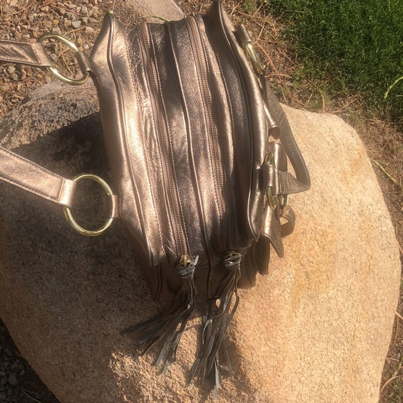 BULGA Shoulder Quality Leather Bag! Metallic Brass Color! Multiple Compartments! - Picture 9 of 16